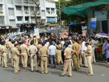 Christians in Mumbai protest 1